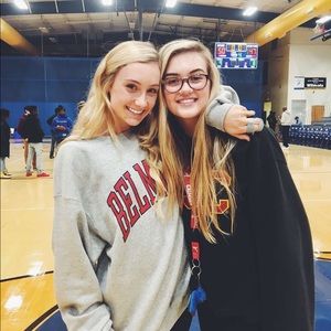 Meet your Posher, Olivia